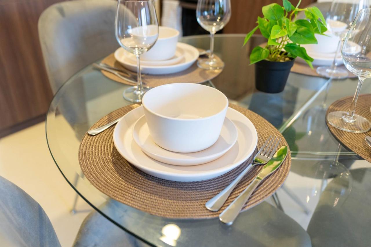 Delightful 2Br Apartment At Reva Residences Dubai Eksteriør bilde