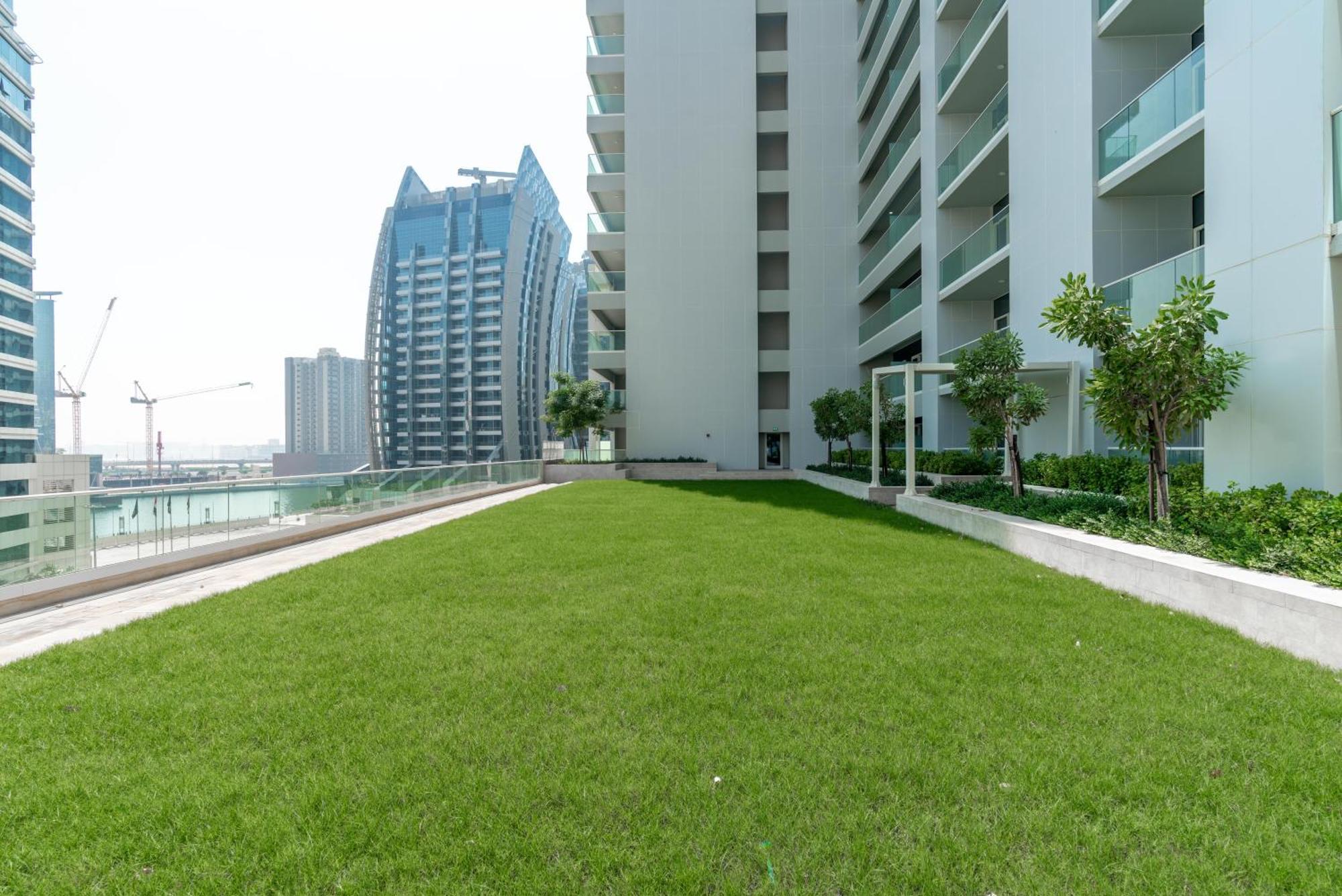 Delightful 2Br Apartment At Reva Residences Dubai Eksteriør bilde